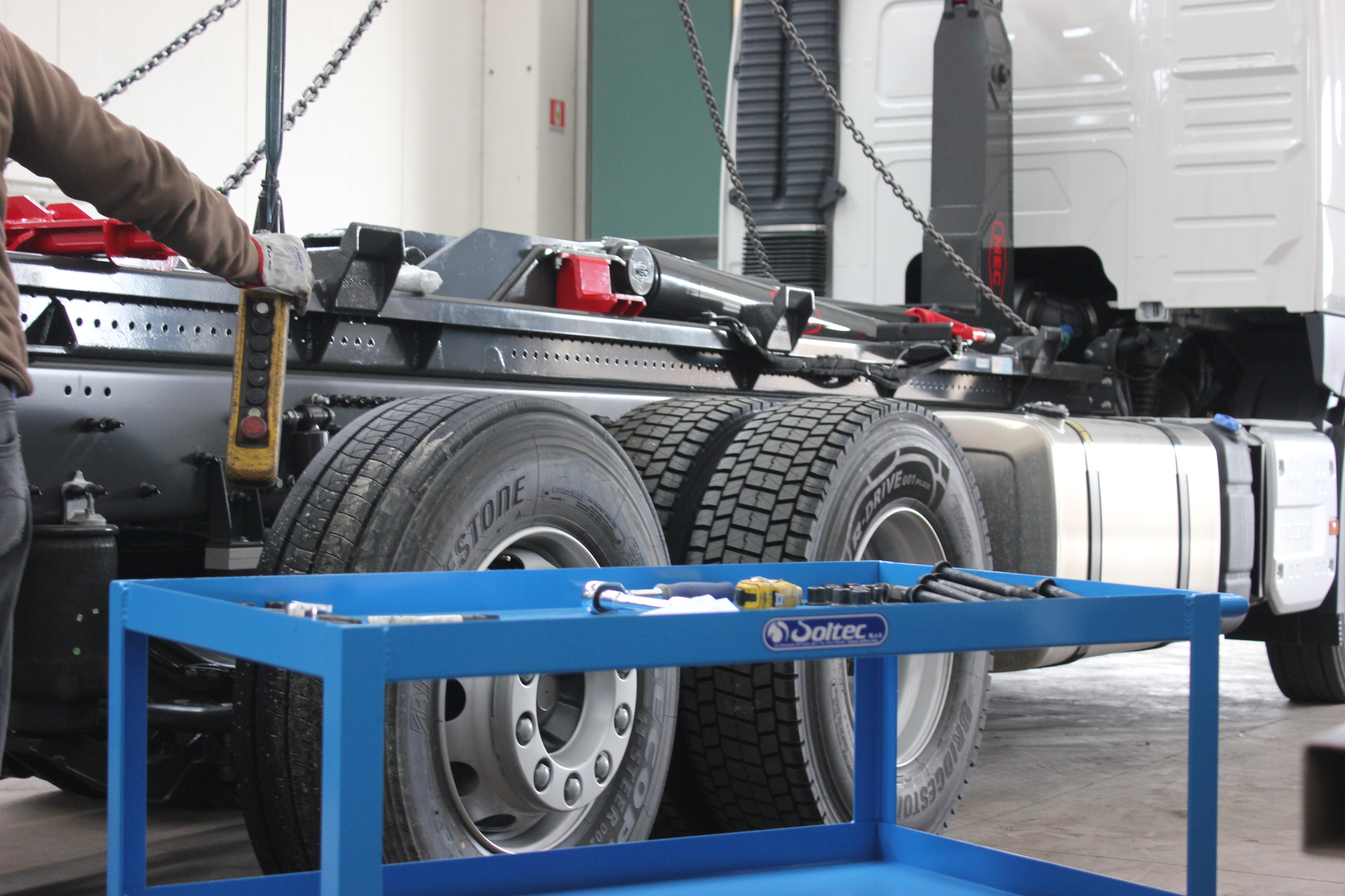 Buffer da officina metalmeccanica 3 ripiani per porta attrezzi