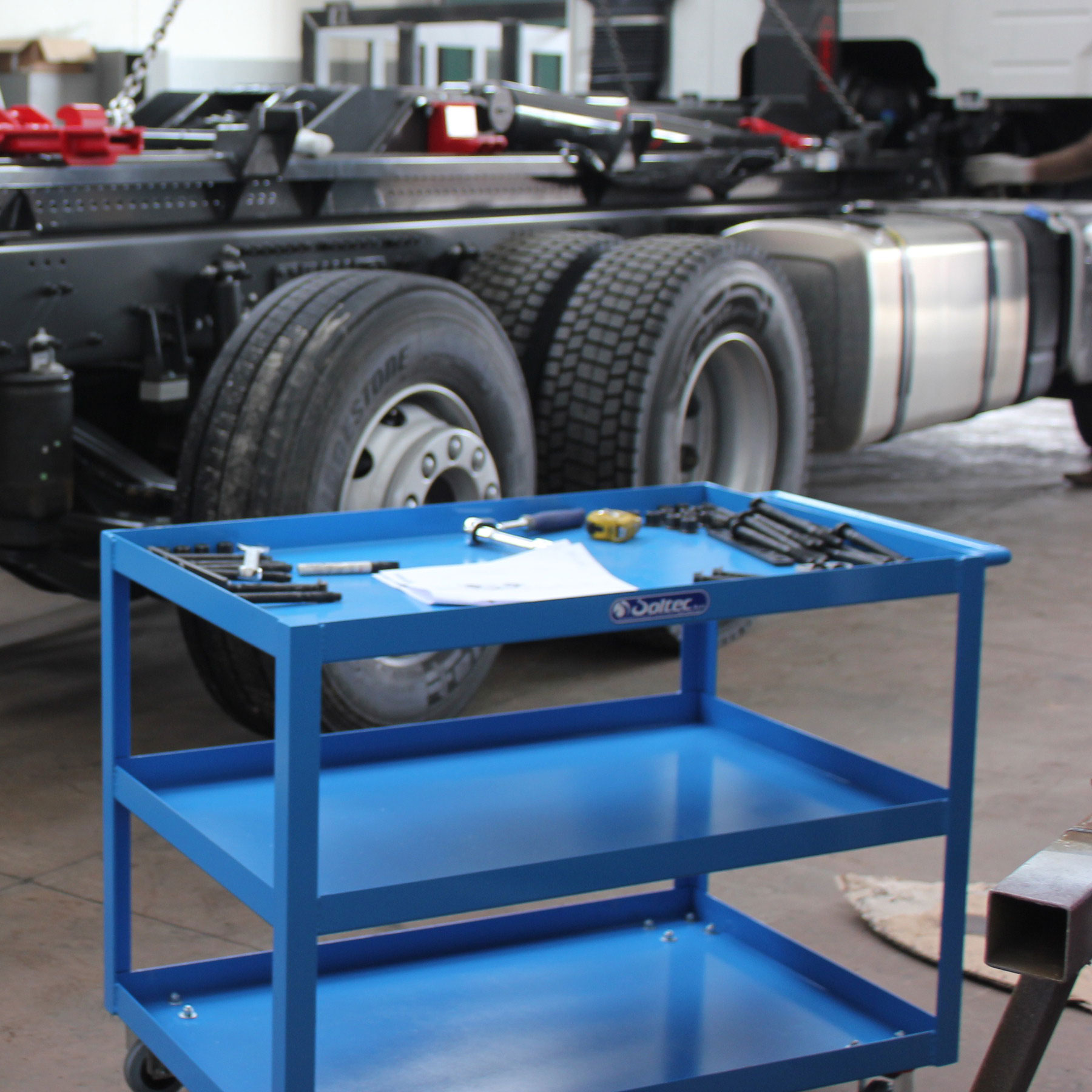 Carrello portautensili professionali da officina robusto portata 400 kg
