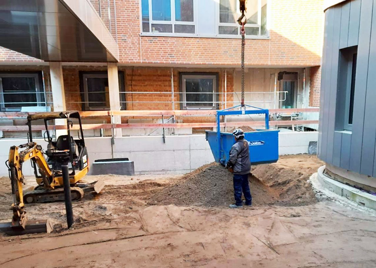 Benna cantiere colore blu per sollevamento 0.3 0.6 1 1.5 mc