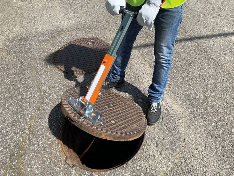 Lève-couvercle avec semelle magnetique incurvée pour les plaques rondes, poignée télescopique rétractable, capacité de levage jusqu’à 420kg